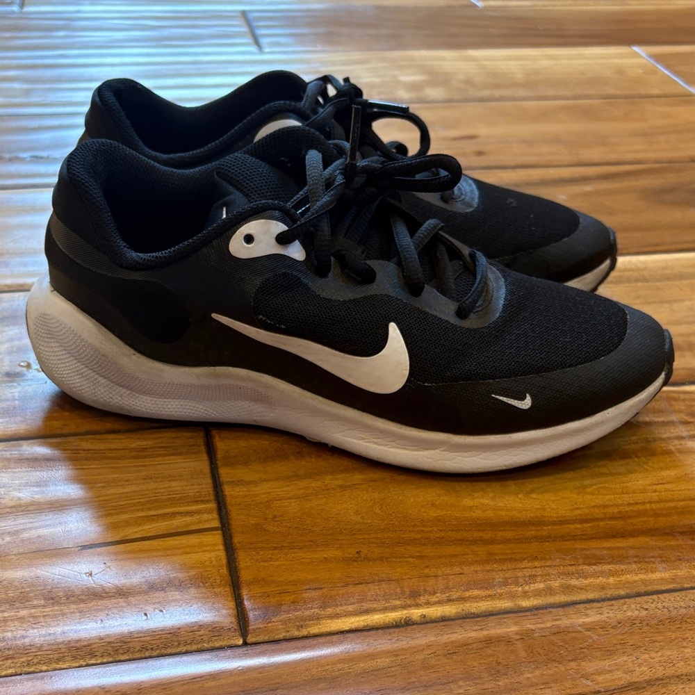 Nike youth sneakers- size 5